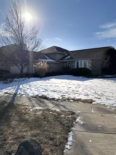 16454 W Oneida Dr, Lockport, IL 60441