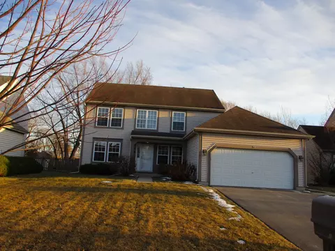 17 N Brittany Ln, Hainesville, IL 60030