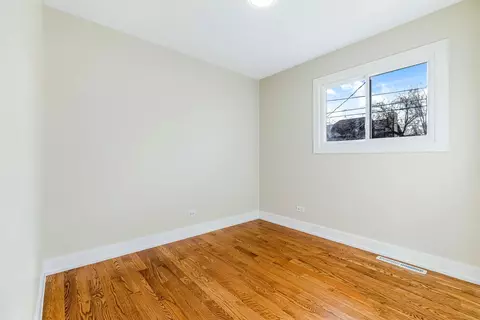 Bedroom - 711 S Merle Ln, Wheeling, IL 60090 photo 7 of 8