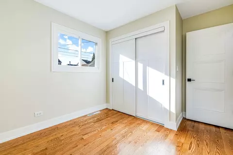 Bedroom - 711 S Merle Ln, Wheeling, IL 60090 photo 6 of 8