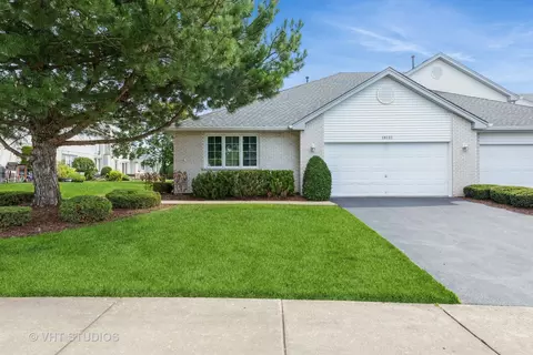 18131 Pheasant Lake Dr, Tinley Park, IL 60487