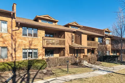 7962 Garfield Ave #109, Burr Ridge, IL 60527