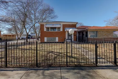 11558 S Elizabeth St, Chicago, IL 60643