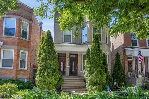 1617 W Berwyn Ave, Chicago, IL 60640