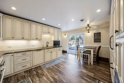 31 E Stonegate Dr, Prospect Heights, IL 60070 photo 12