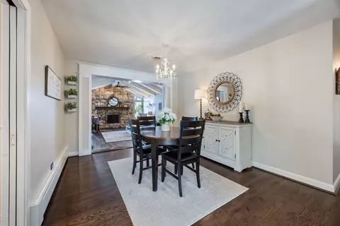 31 E Stonegate Dr, Prospect Heights, IL 60070 photo 8