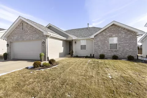 3403 Prairie View Dr, Rockford, IL 61114