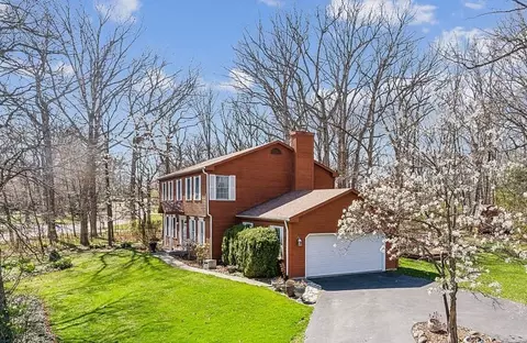 26850 S Balmoral Woods Dr, Crete, IL 60417