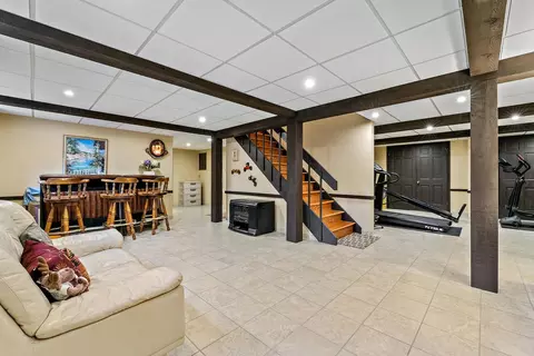 Entry Way - 9 Hampton Dr, Oak Brook, IL 60523 photo 1 of 1