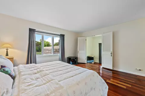 Bedroom - 9 Hampton Dr, Oak Brook, IL 60523 photo 1 of 3