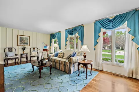 Living - 9 Hampton Dr, Oak Brook, IL 60523 photo 1 of 4