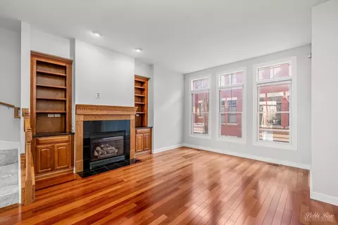 Living - 144 River Walk Ct, Elgin, IL 60120 photo 3 of 4
