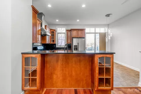 Kitchen - 144 River Walk Ct, Elgin, IL 60120 photo 4 of 4