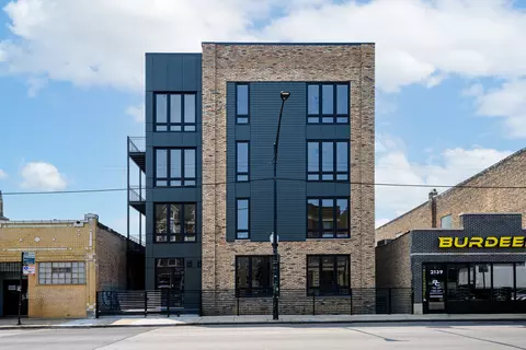 2135 W Cermak Rd #4N-PH, Chicago, IL 60608