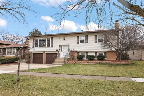 15351 Orogrande Dr, Oak Forest, IL 60452