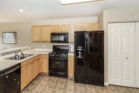 10811 Cape Cod Ln, Huntley, IL 60142 photo 12