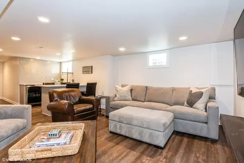 312 E Illinois St, Wheaton, IL 60187 photo 31