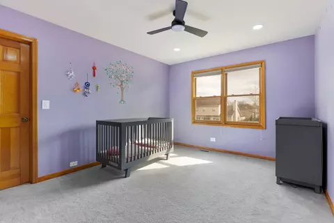 Bedroom - 2052 Gardner Cir E, Aurora, IL 60503 photo 5 of 5