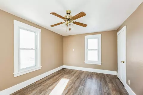 511 E Colden St, Polo, IL 61064 photo 4