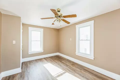 511 E Colden St, Polo, IL 61064 photo 5