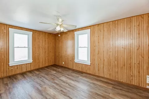 511 E Colden St, Polo, IL 61064 photo 6