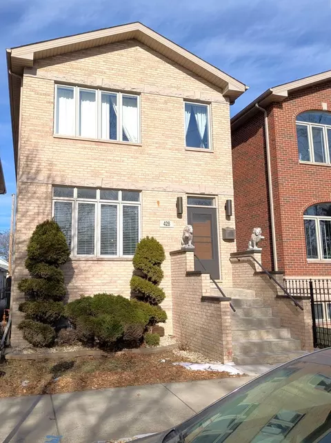 428 W 42nd Pl, Chicago, IL 60609