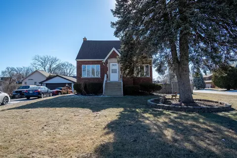 7733 W 91 St, Hickory Hills, IL 60457