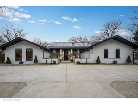204 Sheridan Rd, Glencoe, IL 60022
