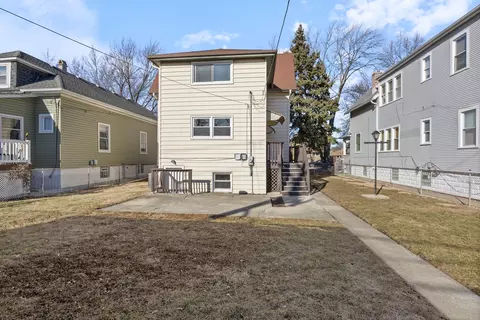 Exterior - 6438 Sinclair Ave, Berwyn, IL 60402 photo 2 of 3
