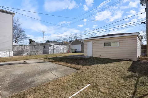 Exterior - 6438 Sinclair Ave, Berwyn, IL 60402 photo 1 of 3