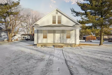 107 Main St, Chana, IL 61015