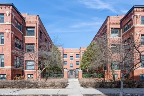 650 W Aldine Ave #3E, Chicago, IL 60657