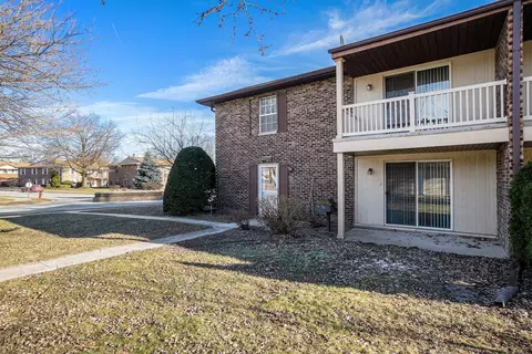 1800 Chelsea St #1800, Schererville, IN 46375
