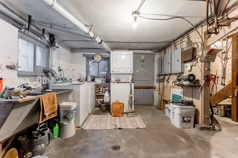 Undisclosed, Chicago, IL 60647 photo 7