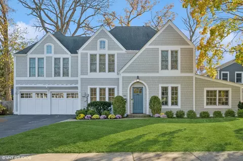 928 Pine St, Winnetka, IL 60093