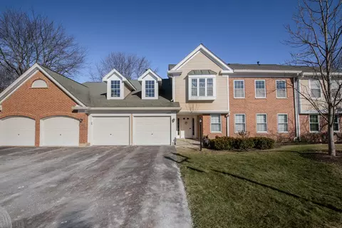 1002 Butternut Ln #C, Mount Prospect, IL 60056