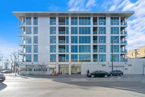 2800 W North Ave #403, Chicago, IL 60647