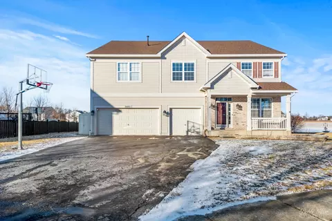 3607 Cotter Ct, Plano, IL 60545