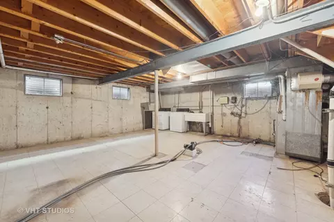1721 E Thomas Rd, Wheaton, IL 60187 photo 16