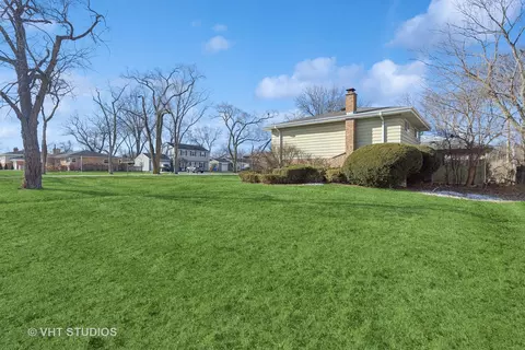 1721 E Thomas Rd, Wheaton, IL 60187 photo 20