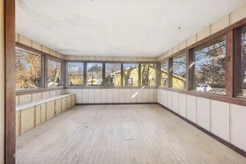 1721 E Thomas Rd, Wheaton, IL 60187 photo 17
