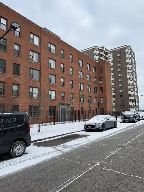 7363 S South Shore Dr #309, Chicago, IL 60649