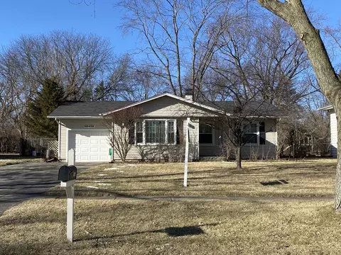 5 S458 Glenoban Dr, Naperville, IL 60563