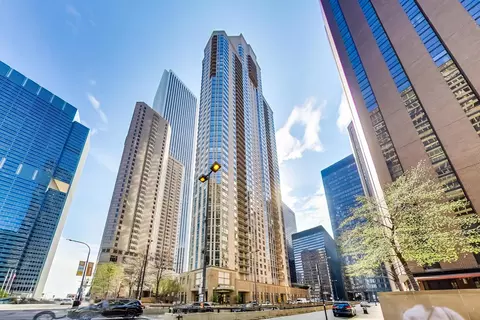 222 N Columbus Dr #3002, Chicago, IL 60601