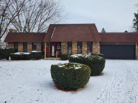 7421 Flower Ct, Hanover Park, IL 60133