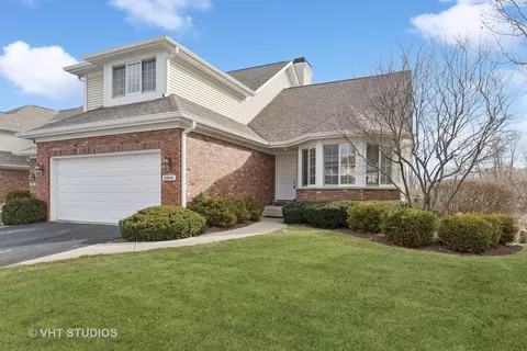 32919 N Stone Manor Dr, Grayslake, IL 60030