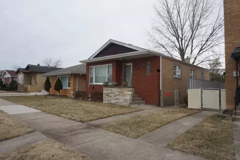 7311 W 57th St, Summit, IL 60501