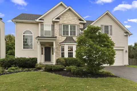 3608 Rosecroft Ln, Naperville, IL 60564