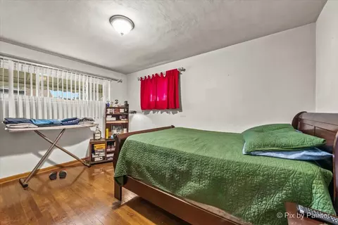 Bedroom - 471 Poplar Ct, Elgin, IL 60120 photo 2 of 3