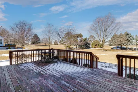 Exterior - 1006 Ironwood Cc Dr, Normal, IL 61761 photo 2 of 8